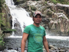 Direktur Eksekutif Walhi Kalimantan Barat dan Koordinator Simpul Jaringan Pantau Gambut Kalimantan Barat